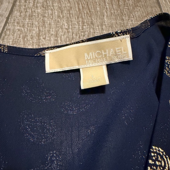 Michael Kors V Neck Navy and Gold Paisley Blouse - Picture 7 of 8